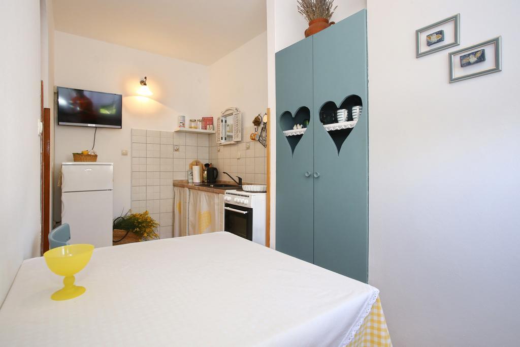 Rooms & Apartments Soline Nuove Biograd Na Moru Exterior photo