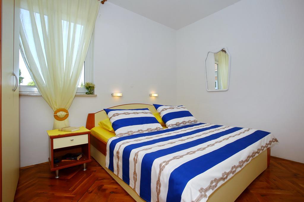 Rooms & Apartments Soline Nuove Biograd Na Moru Exterior photo