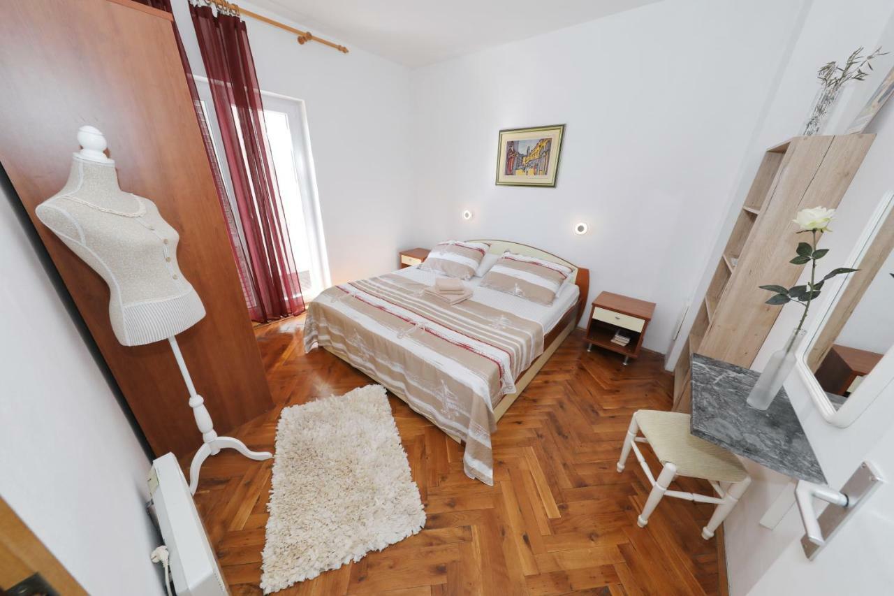 Rooms & Apartments Soline Nuove Biograd Na Moru Exterior photo