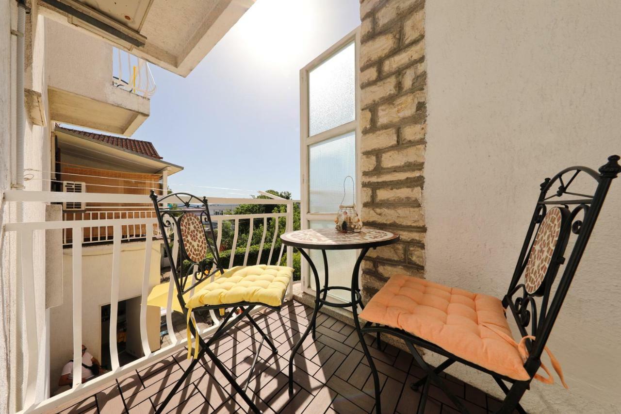 Rooms & Apartments Soline Nuove Biograd Na Moru Exterior photo